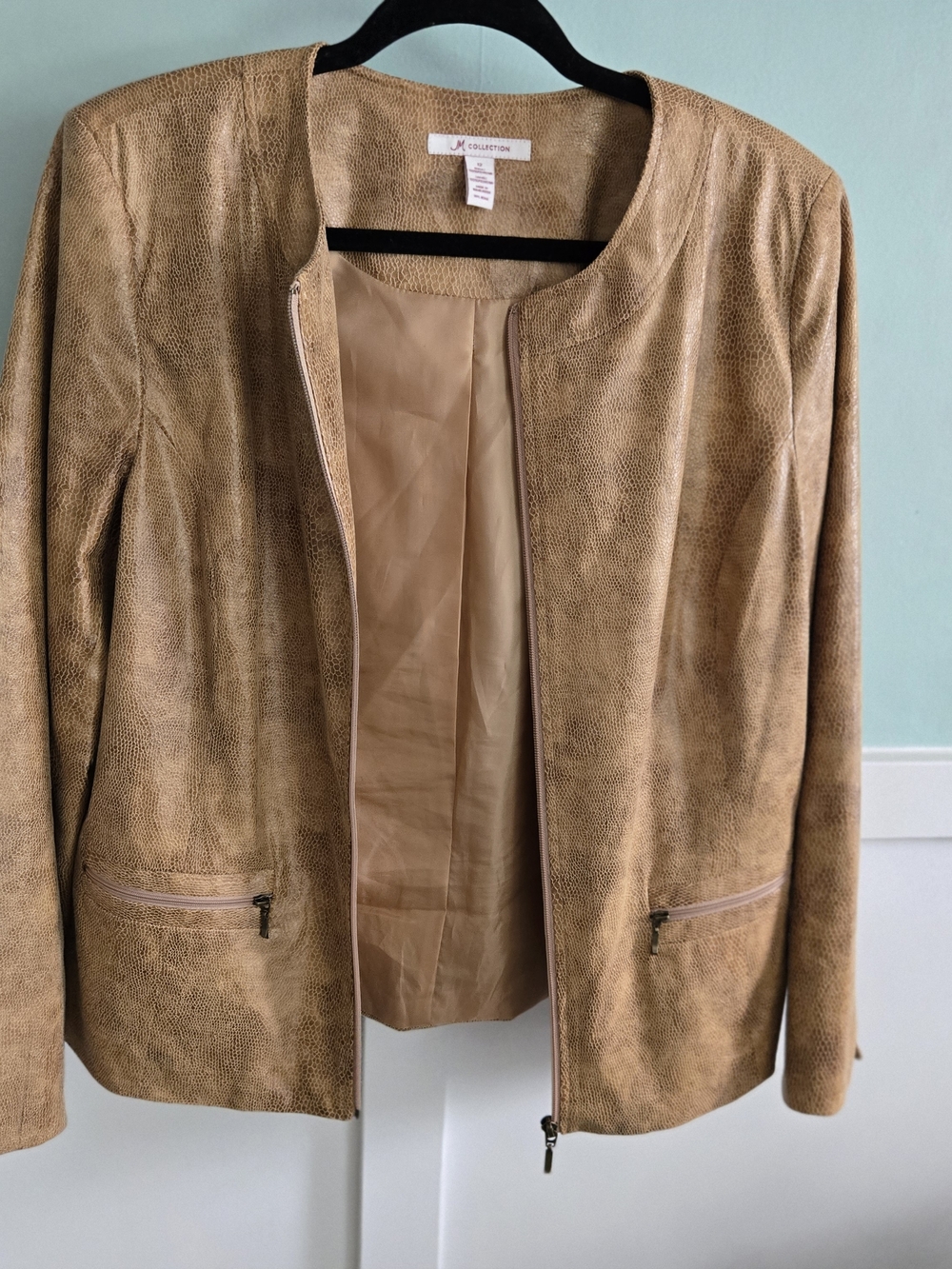 JM Collection Tan Faux Snake Print Collarless Zip Jacket Flat Pockets S 12 Taper